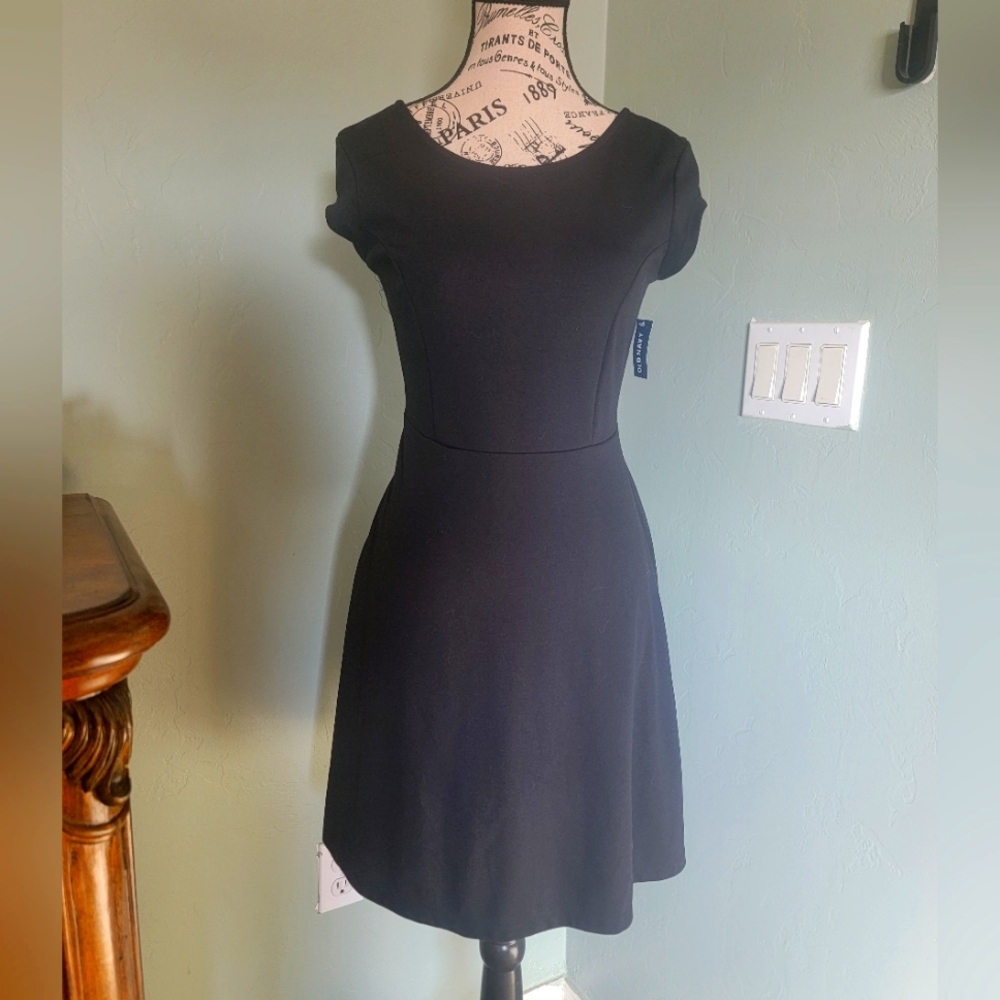 Old Navy black dress XS polyester blend stretchy